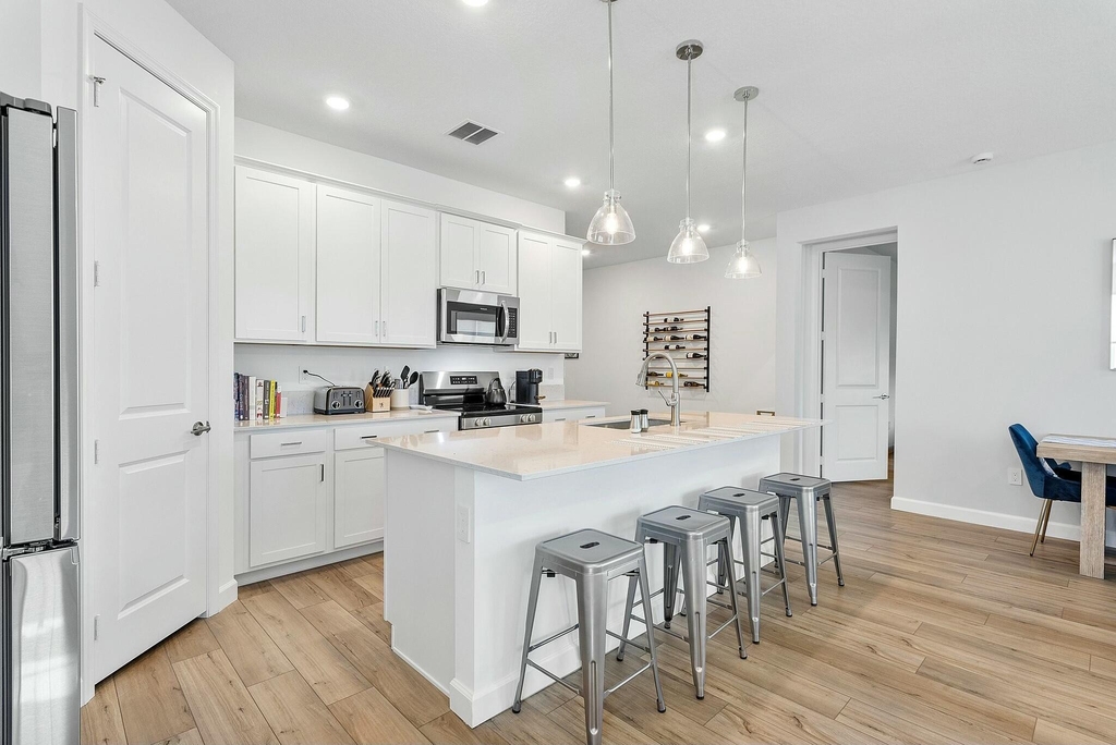 13404 Brotherhood Way - Photo 6