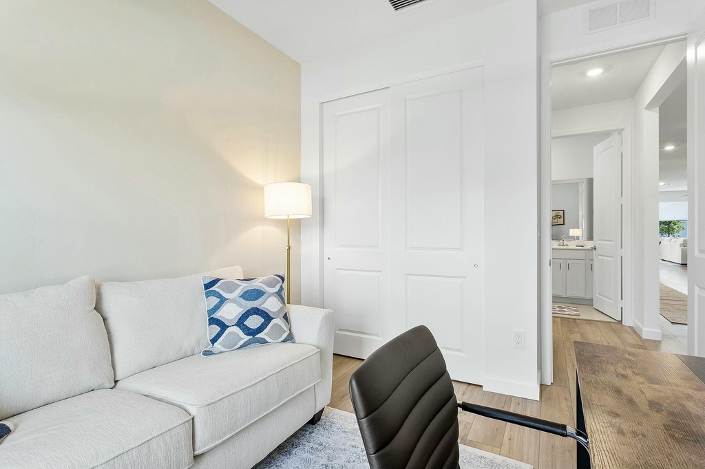 13404 Brotherhood Way - Photo 15