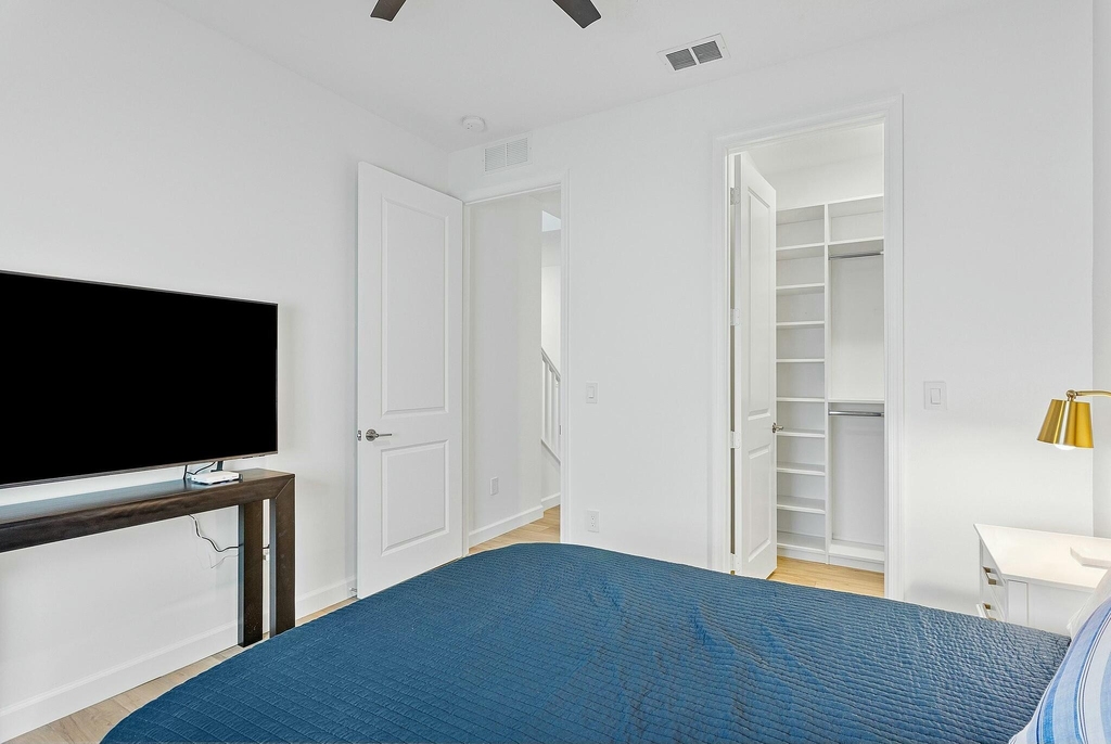 13404 Brotherhood Way - Photo 28