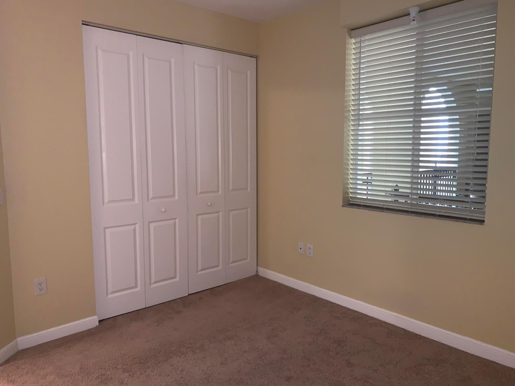 3055 Nw 126th Avenue - Photo 9
