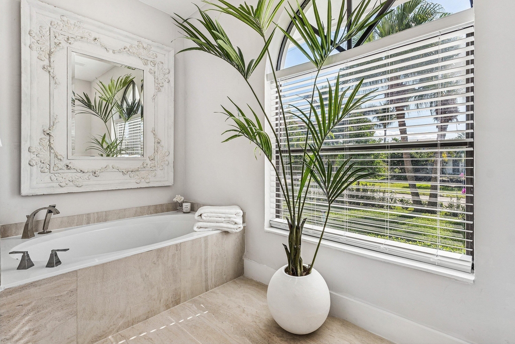 48 Harbour Drive N - Photo 10