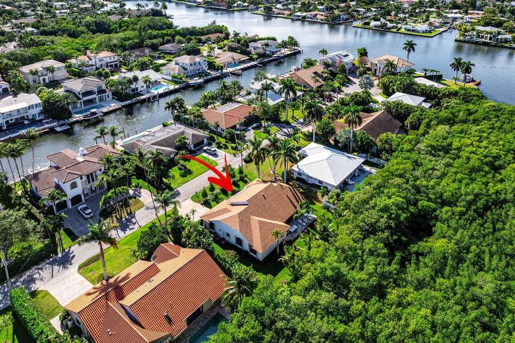 48 Harbour Drive N - Photo 1