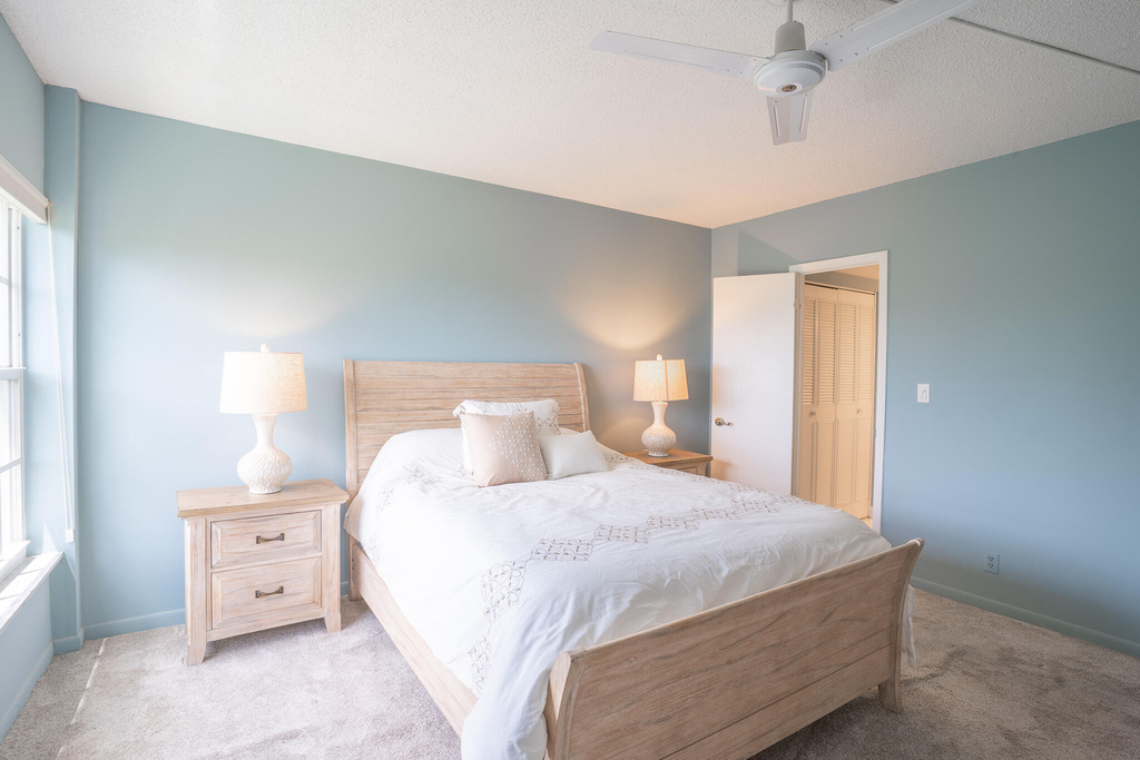 250 Ne 20th Street - Photo 8