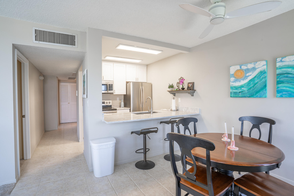 250 Ne 20th Street - Photo 2