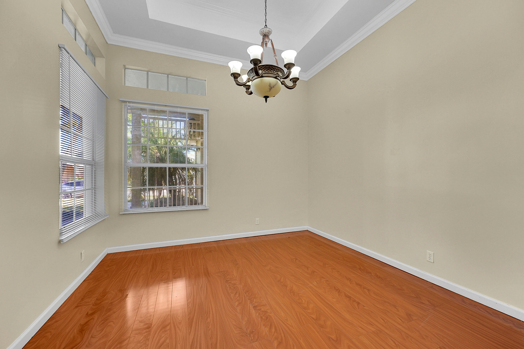 211 Nw Pleasant Grove Way - Photo 16