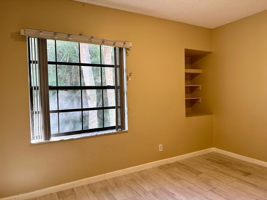 5438 Verona Drive - Photo 15