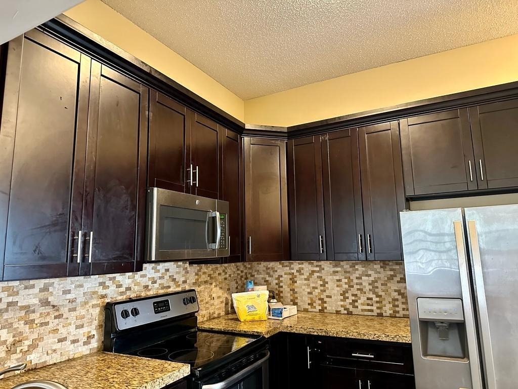 5438 Verona Drive - Photo 6