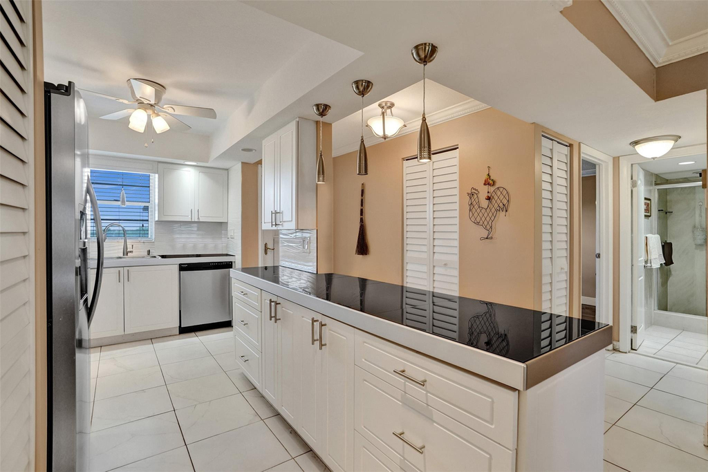 5860 Nw 44th Street - Photo 8