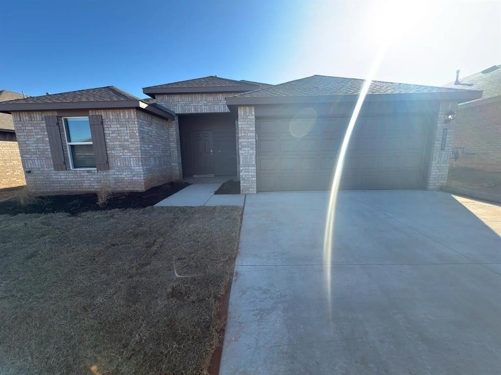 2924 Firefly Drive - Photo 0