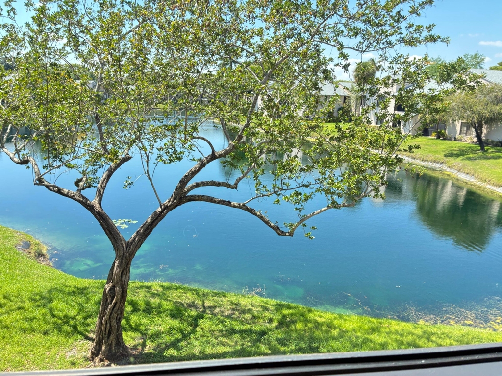 3460 Nw 47th Avenue - Photo 25