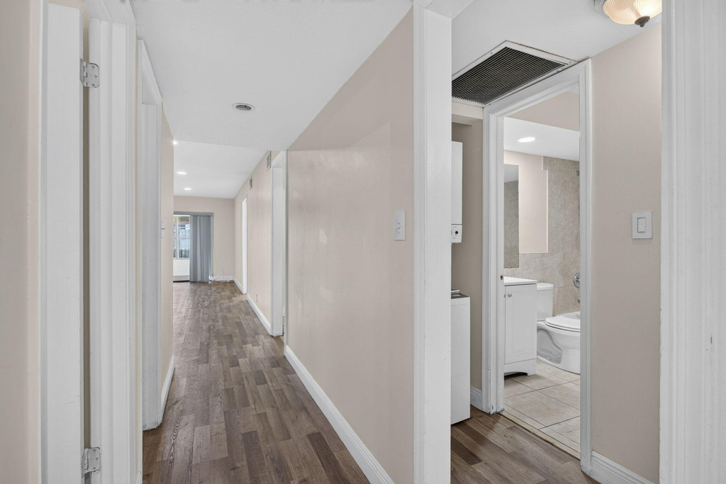 220 Nw 43rd Court - Photo 7