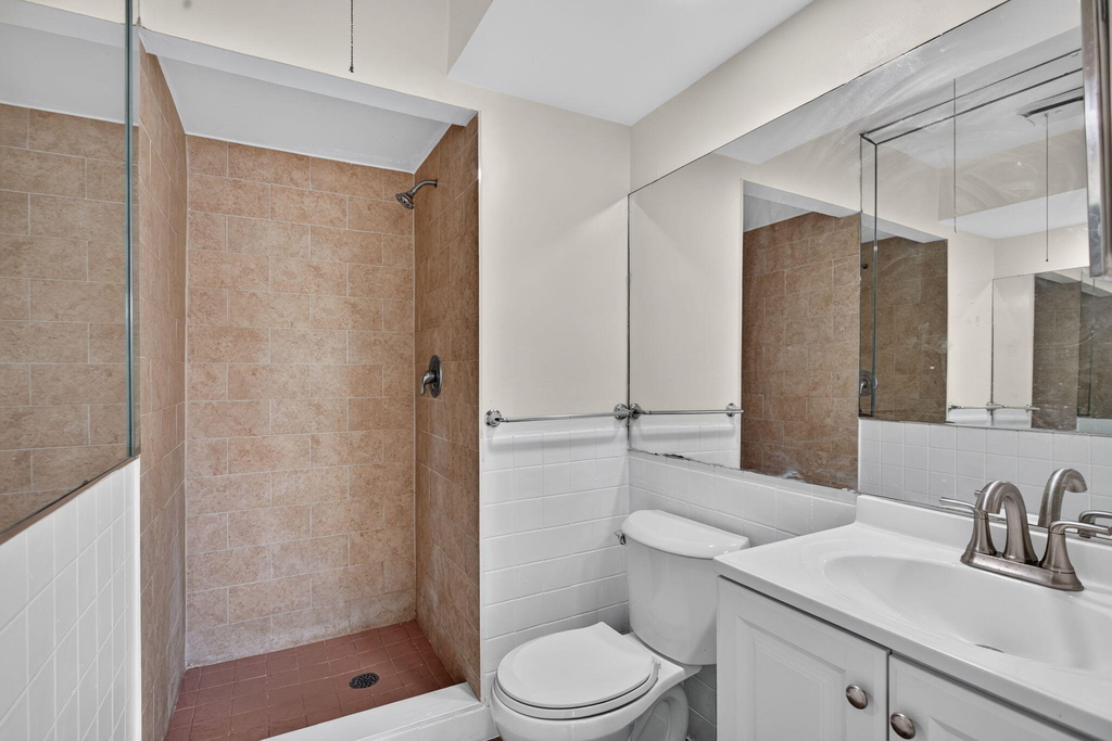 220 Nw 43rd Court - Photo 24