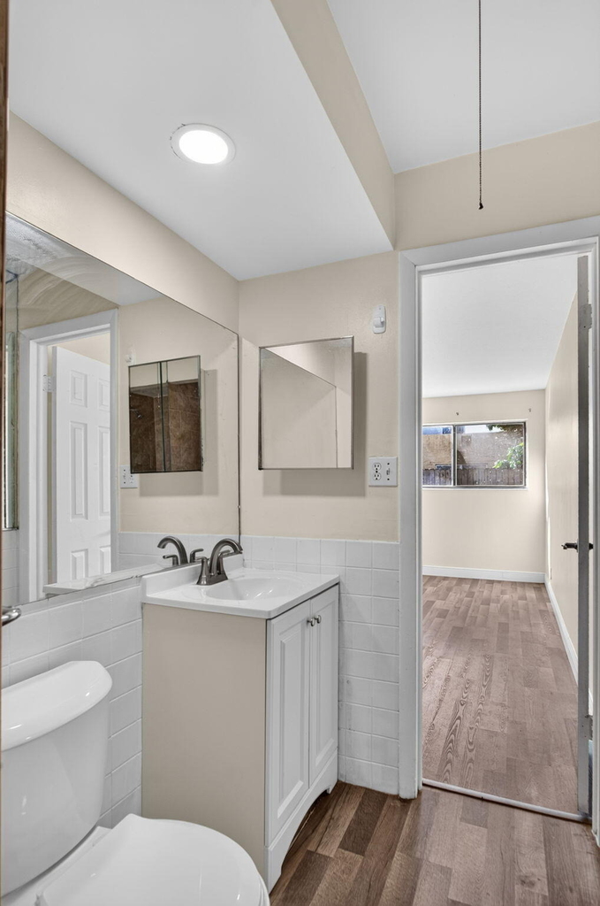 220 Nw 43rd Court - Photo 22