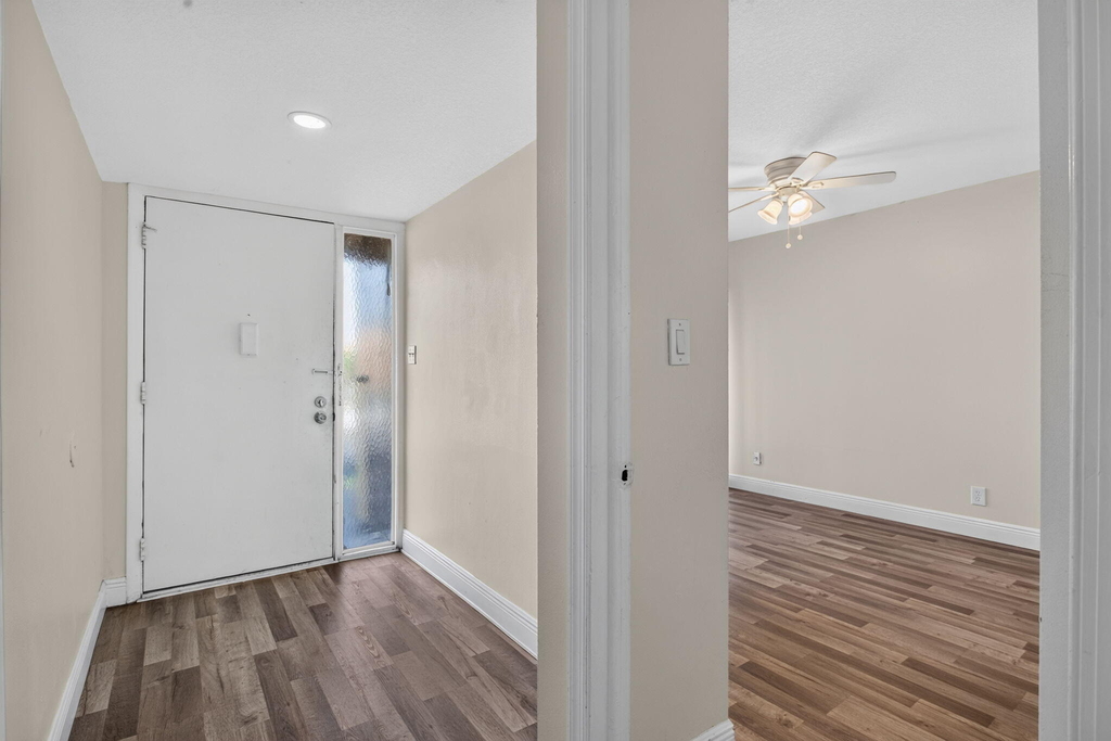 220 Nw 43rd Court - Photo 6