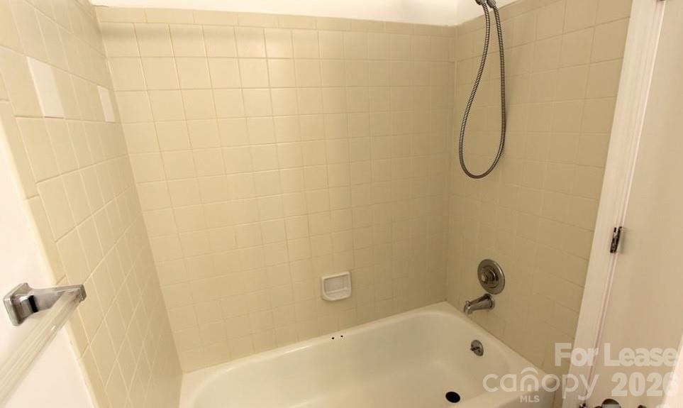 1645 Arlyn Circle - Photo 16