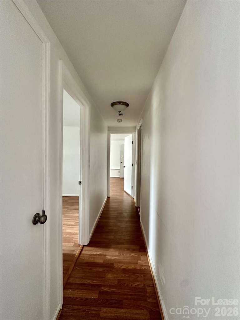 1645 Arlyn Circle - Photo 11
