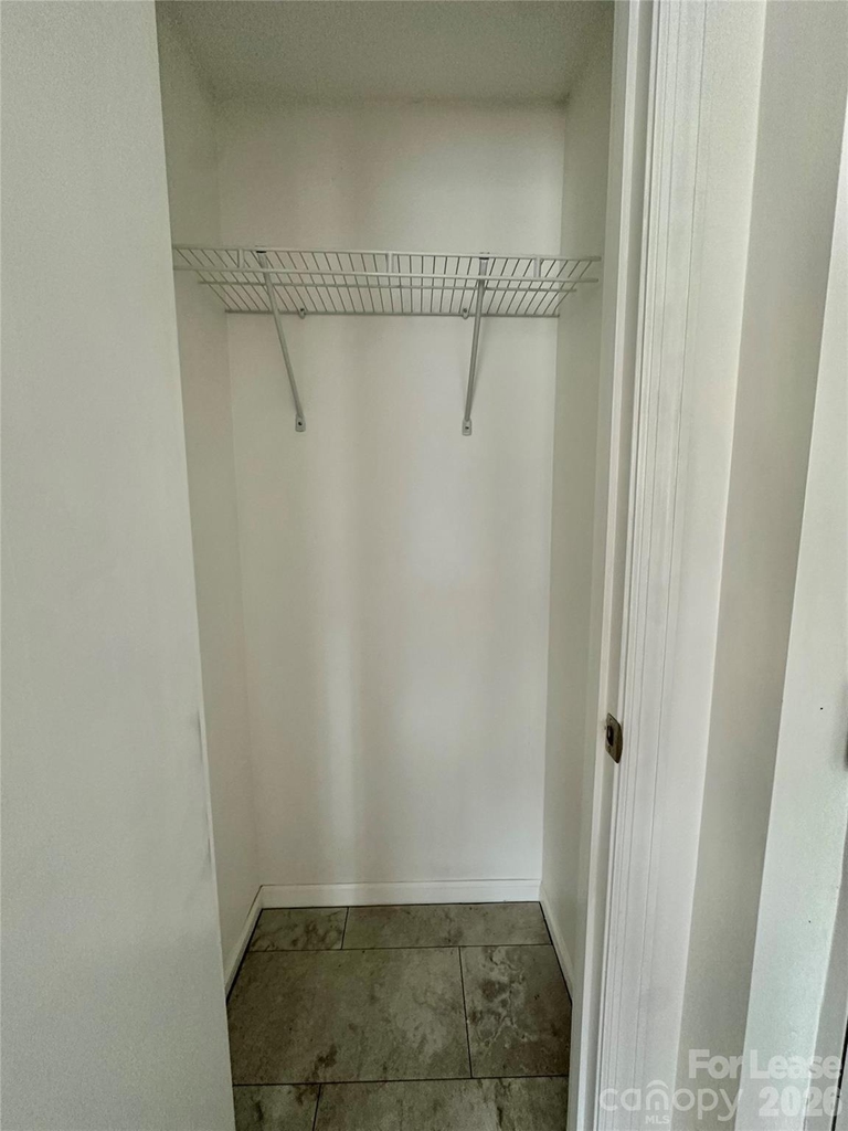 1645 Arlyn Circle - Photo 7