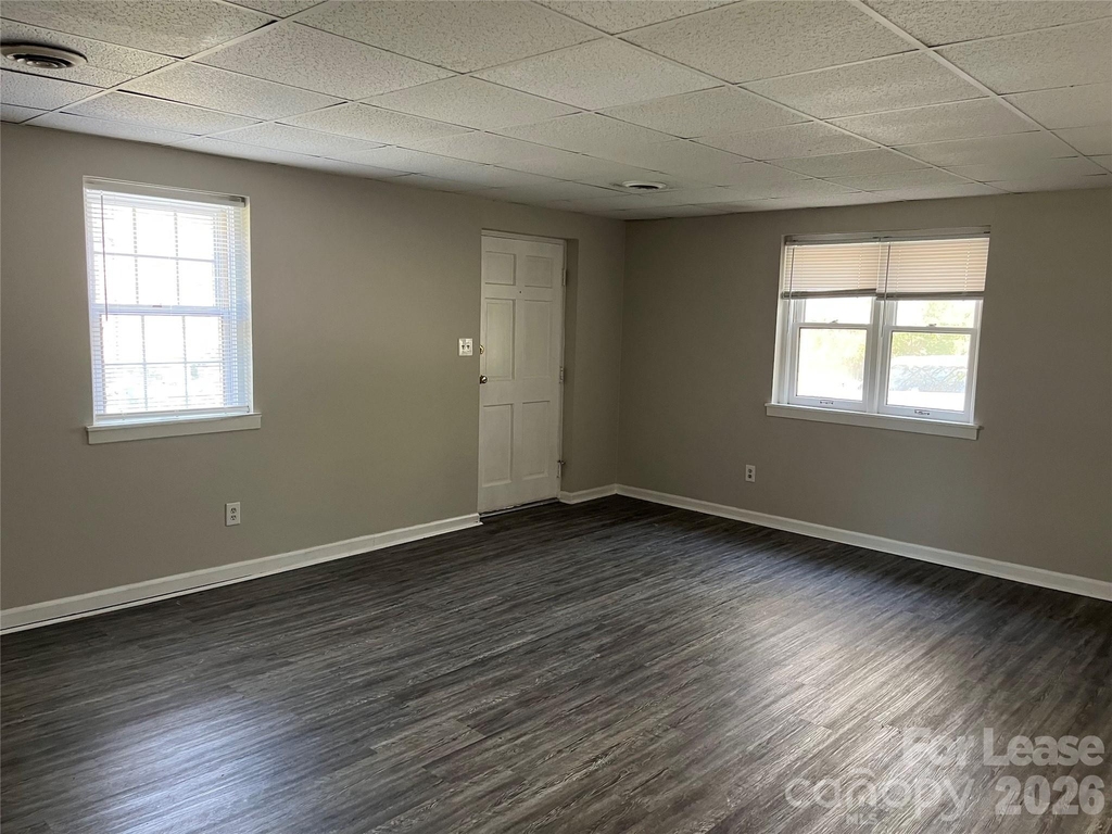 451 Montgomery Avenue - Photo 12
