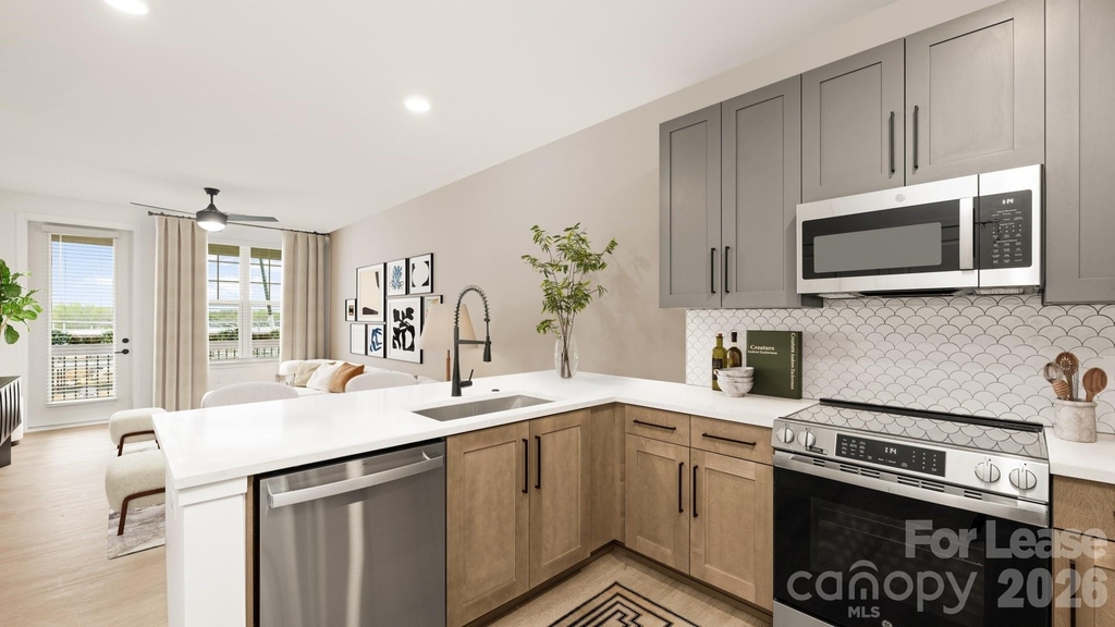 10500 Midway Park Drive - Photo 12