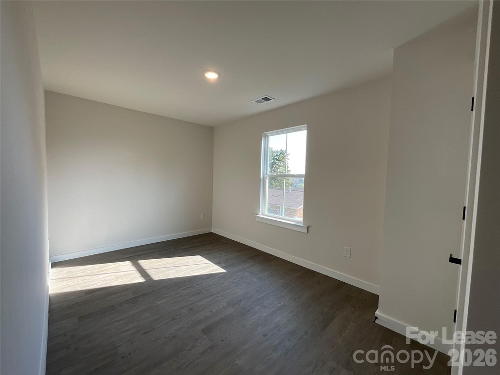 130 18th Street Place Nw - Photo 11