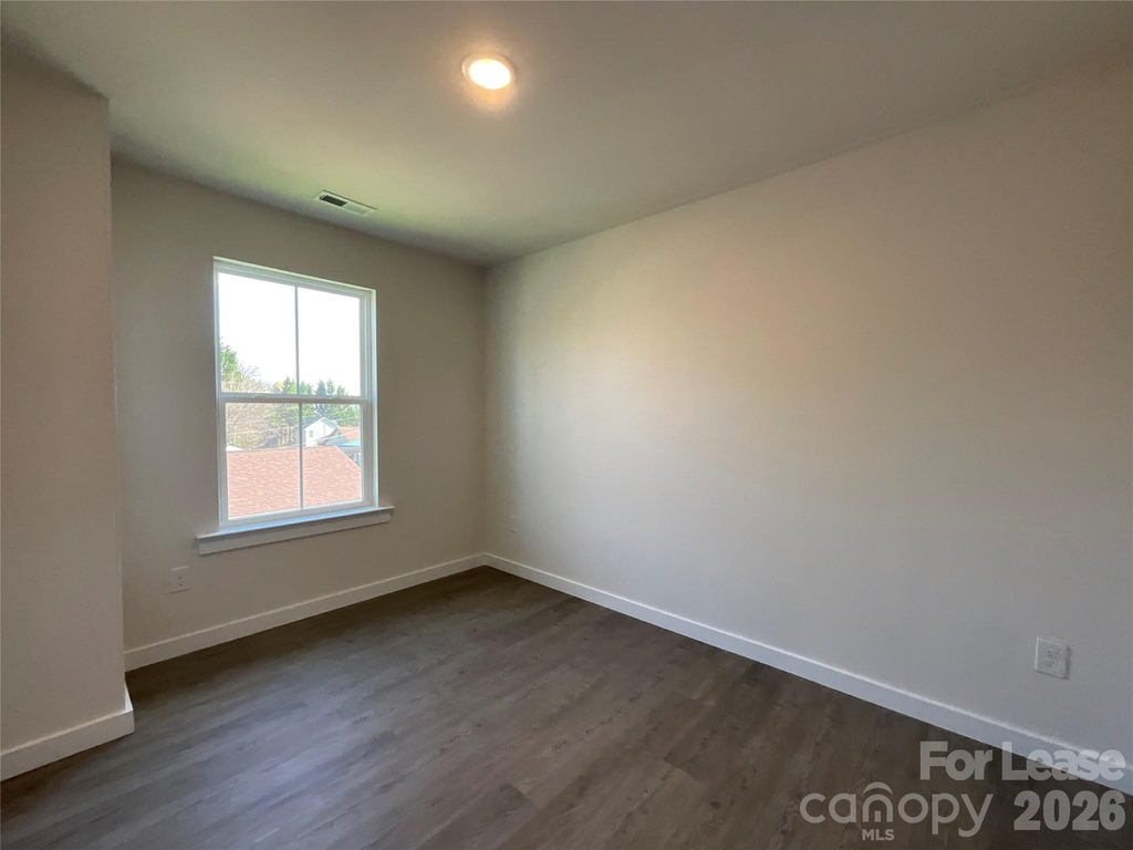 130 18th Street Place Nw - Photo 9