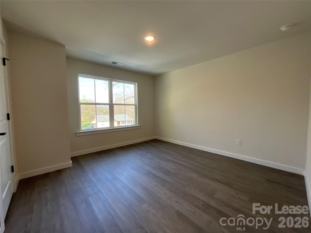 130 18th Street Place Nw - Photo 5