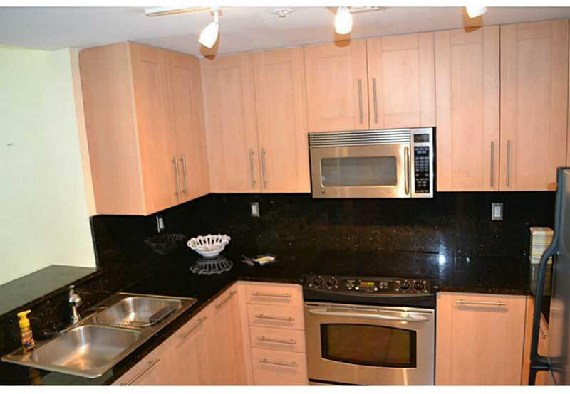 511 Se 5 Avenue - Photo 0