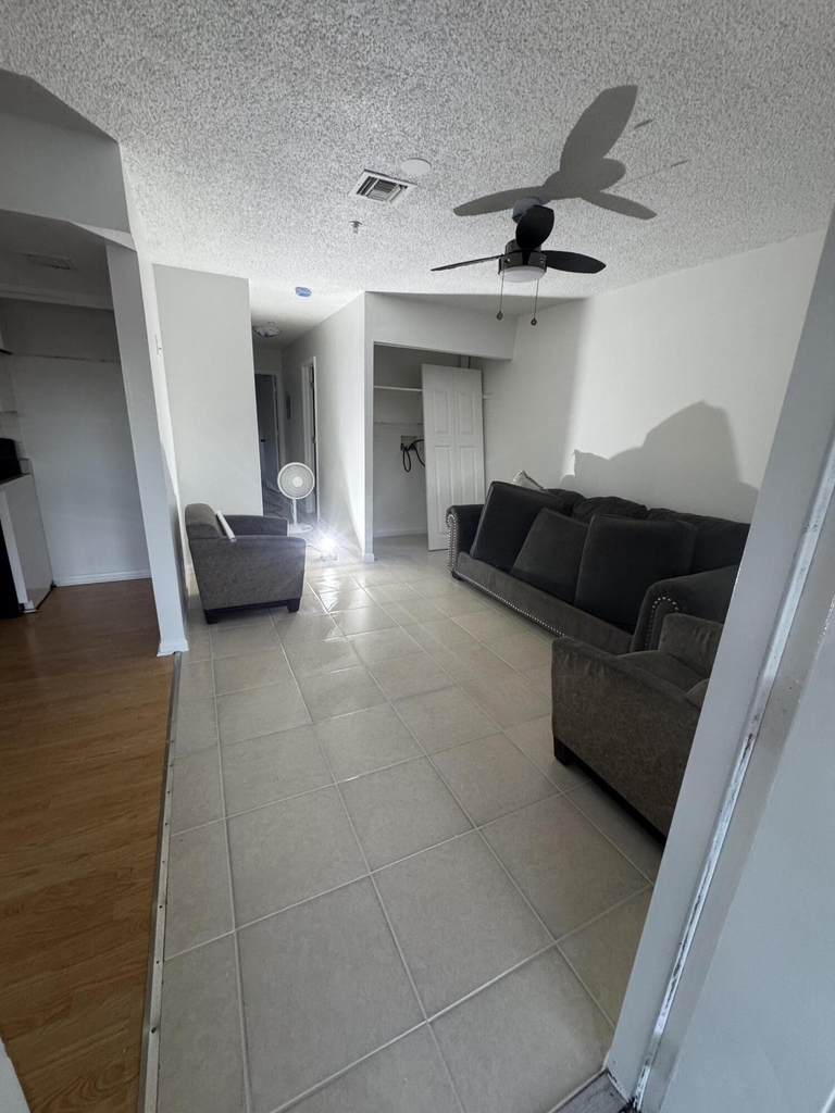 4429 Melvin Road - Photo 2