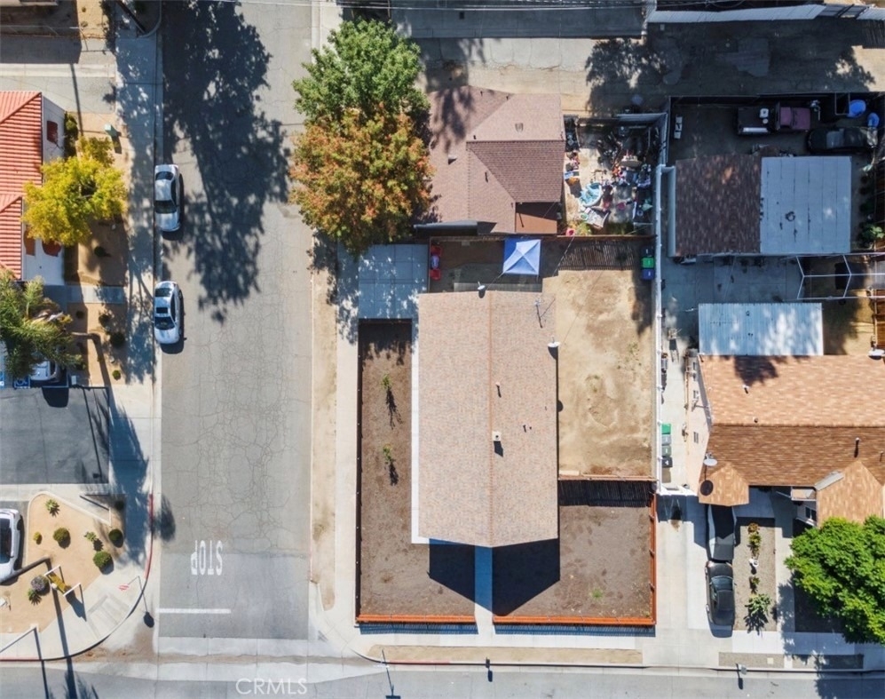 529 E Latham Avenue - Photo 15