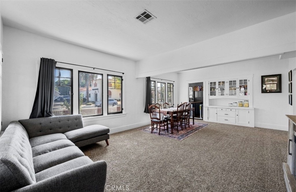 529 E Latham Avenue - Photo 4