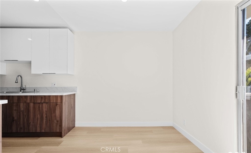 7961 Willis Avenue - Photo 6