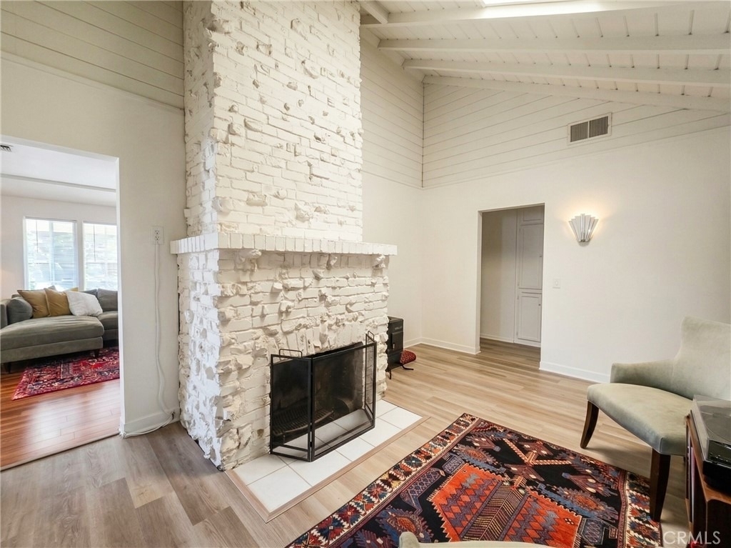 4332 Sunnyslope Avenue - Photo 4