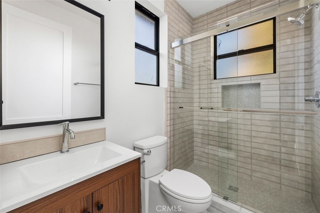 5061 1/2 Cartwright - Photo 7