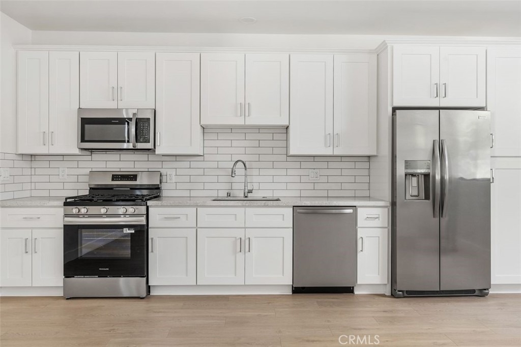 5061 1/2 Cartwright - Photo 4