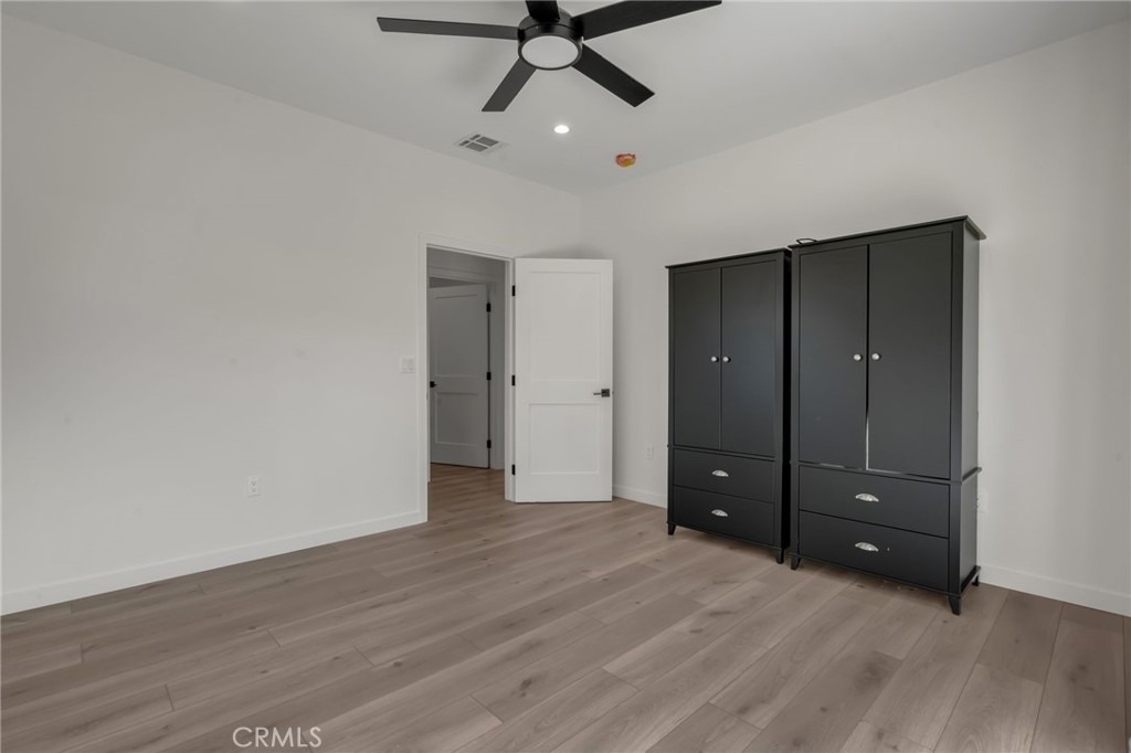 22434 Berdon St - Photo 25
