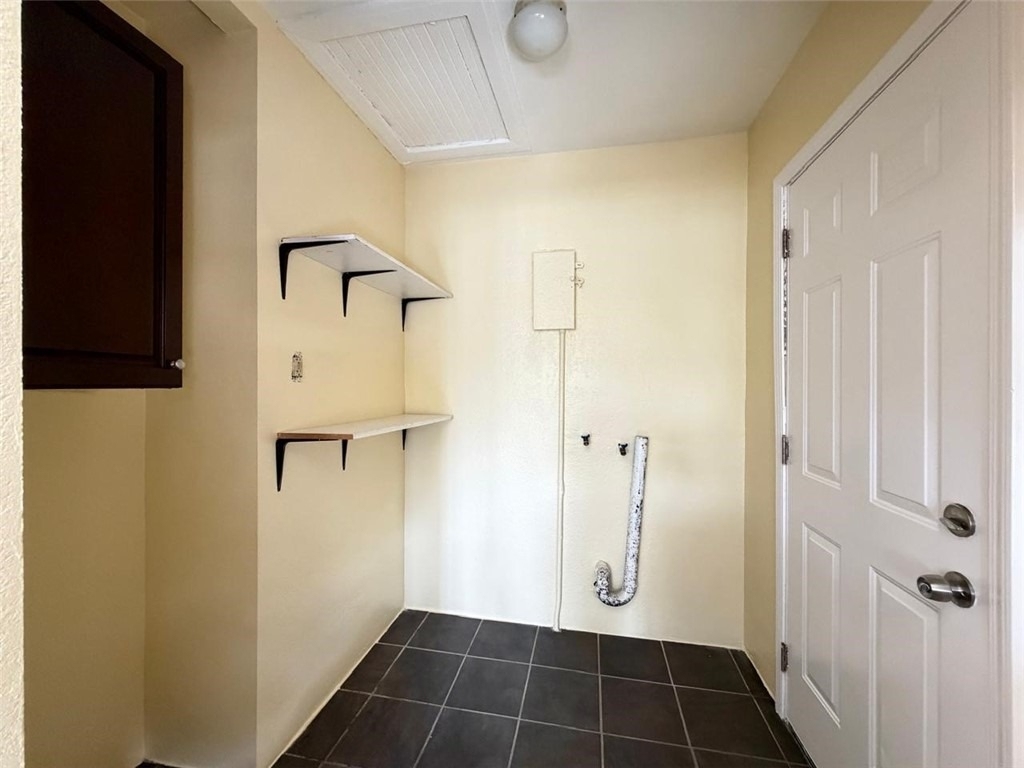 607 W 101st Street - Photo 15