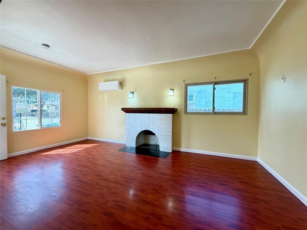 607 W 101st Street - Photo 7