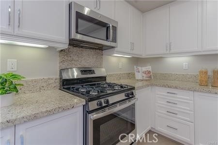 37 Waldorf - Photo 13