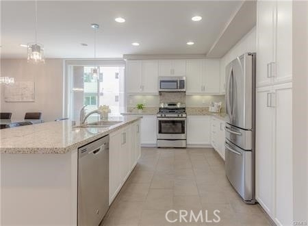 37 Waldorf - Photo 12