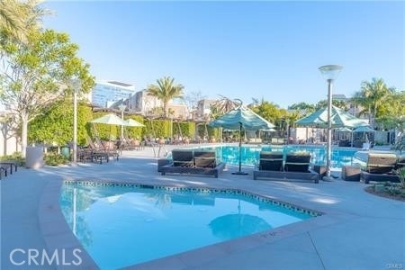 37 Waldorf - Photo 30