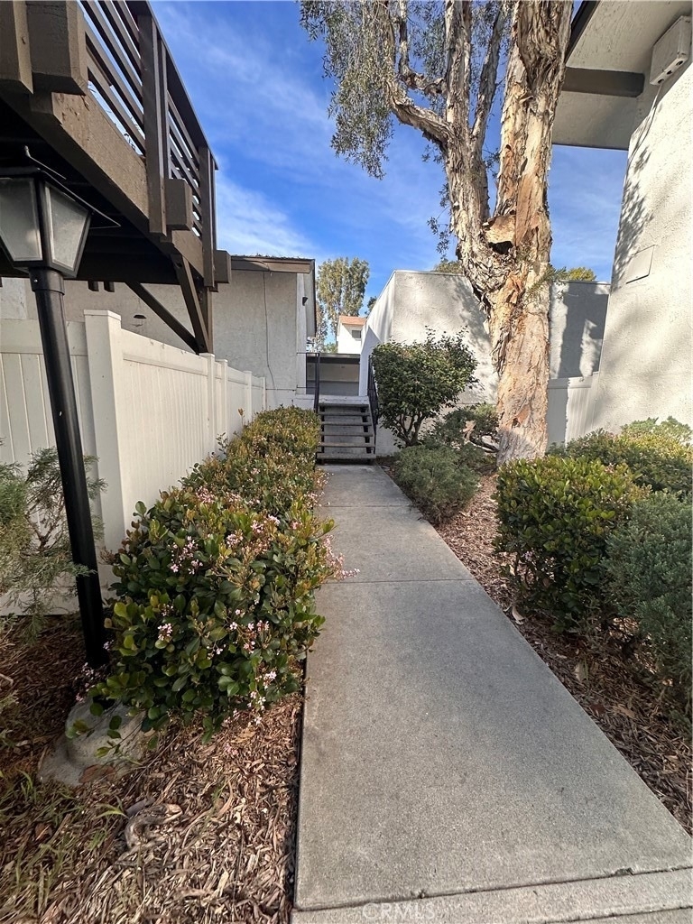 1350 W Lambert Rd - Photo 3