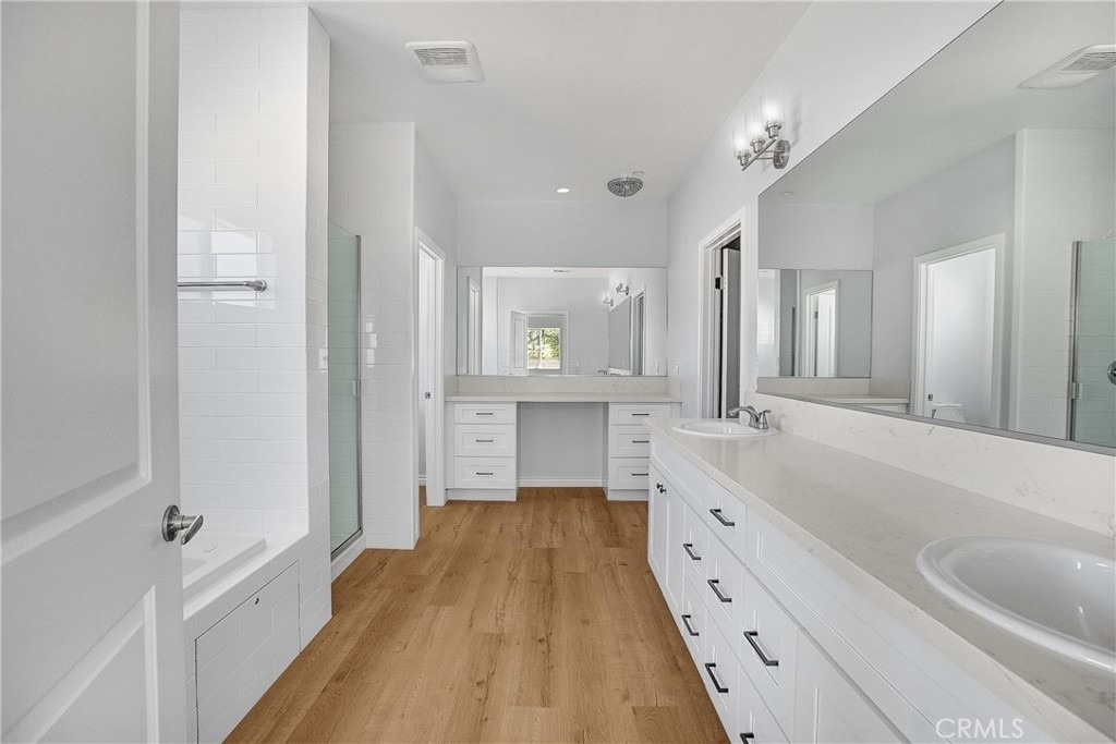 451 Hervey Avenue - Photo 9