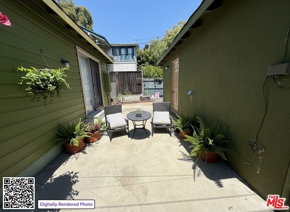 802 Superba Avenue - Photo 16