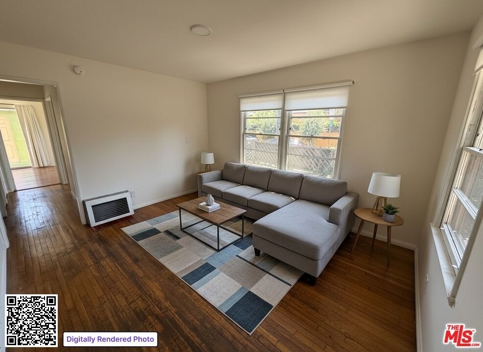 802 Superba Avenue - Photo 4