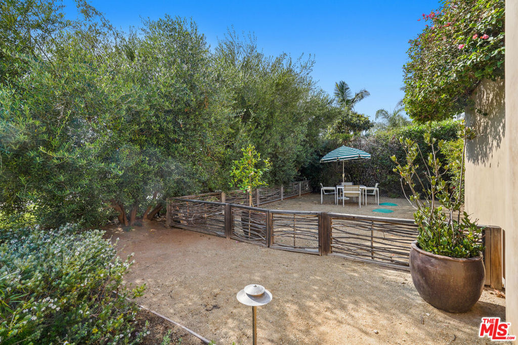 31777 Broad Beach Road - Photo 17