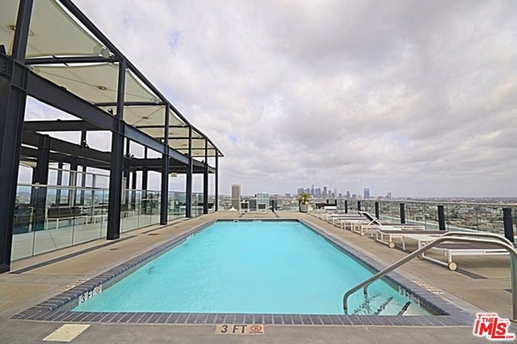 3810 Wilshire Boulevard - Photo 17