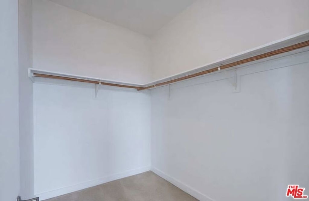3810 Wilshire Boulevard - Photo 9