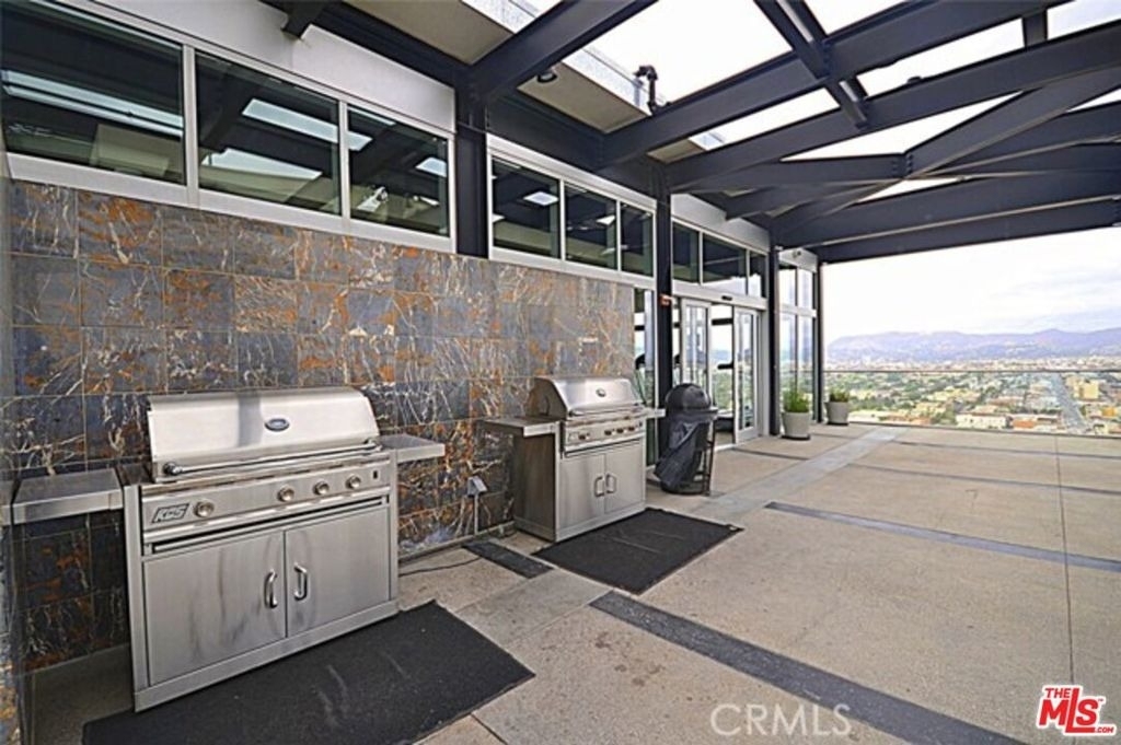 3810 Wilshire Boulevard - Photo 20