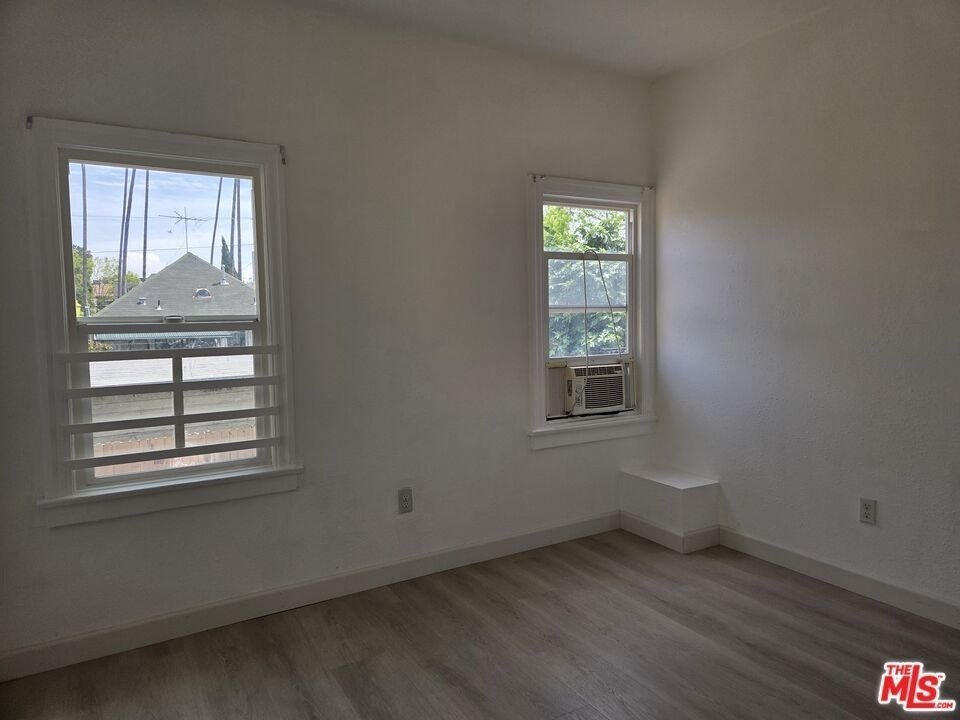 132 S Mountain View Avenue - Photo 19
