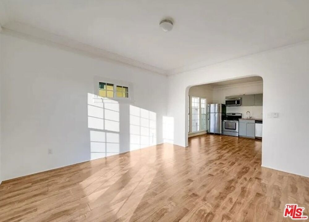 132 S Mountain View Avenue - Photo 4